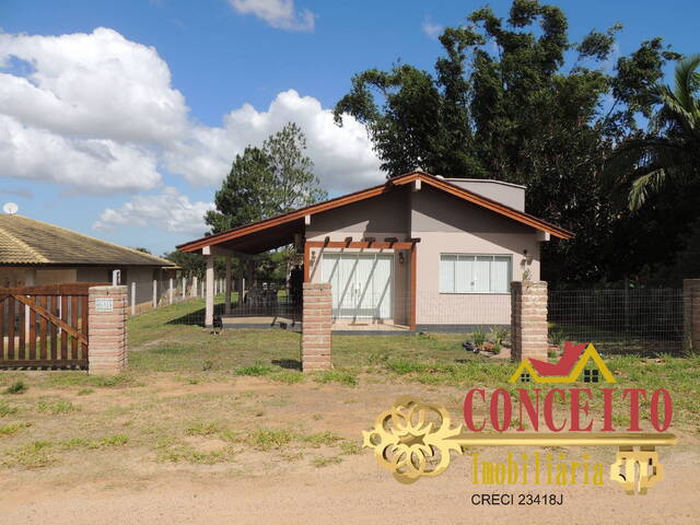 #398 - Casa em condomínio para Venda em Viamão - RS