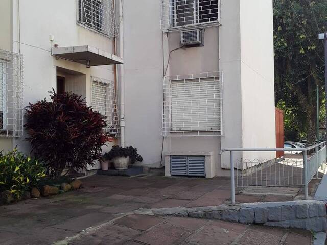 #1014 - Apartamento para Venda em Porto Alegre - RS - 3