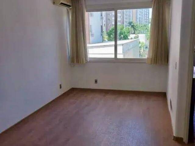Apartamento para Venda em Porto Alegre - 4